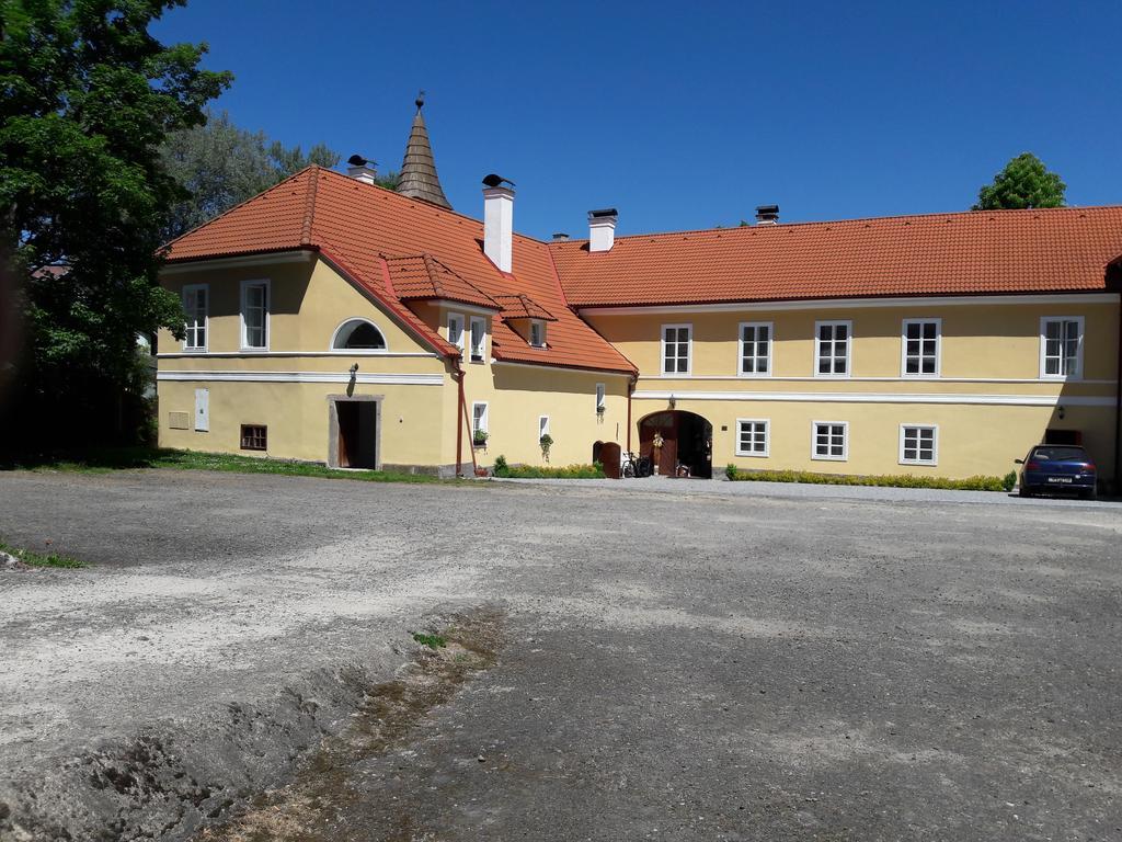 Zamek Jindrichovice Hotel Kolinec Exterior foto